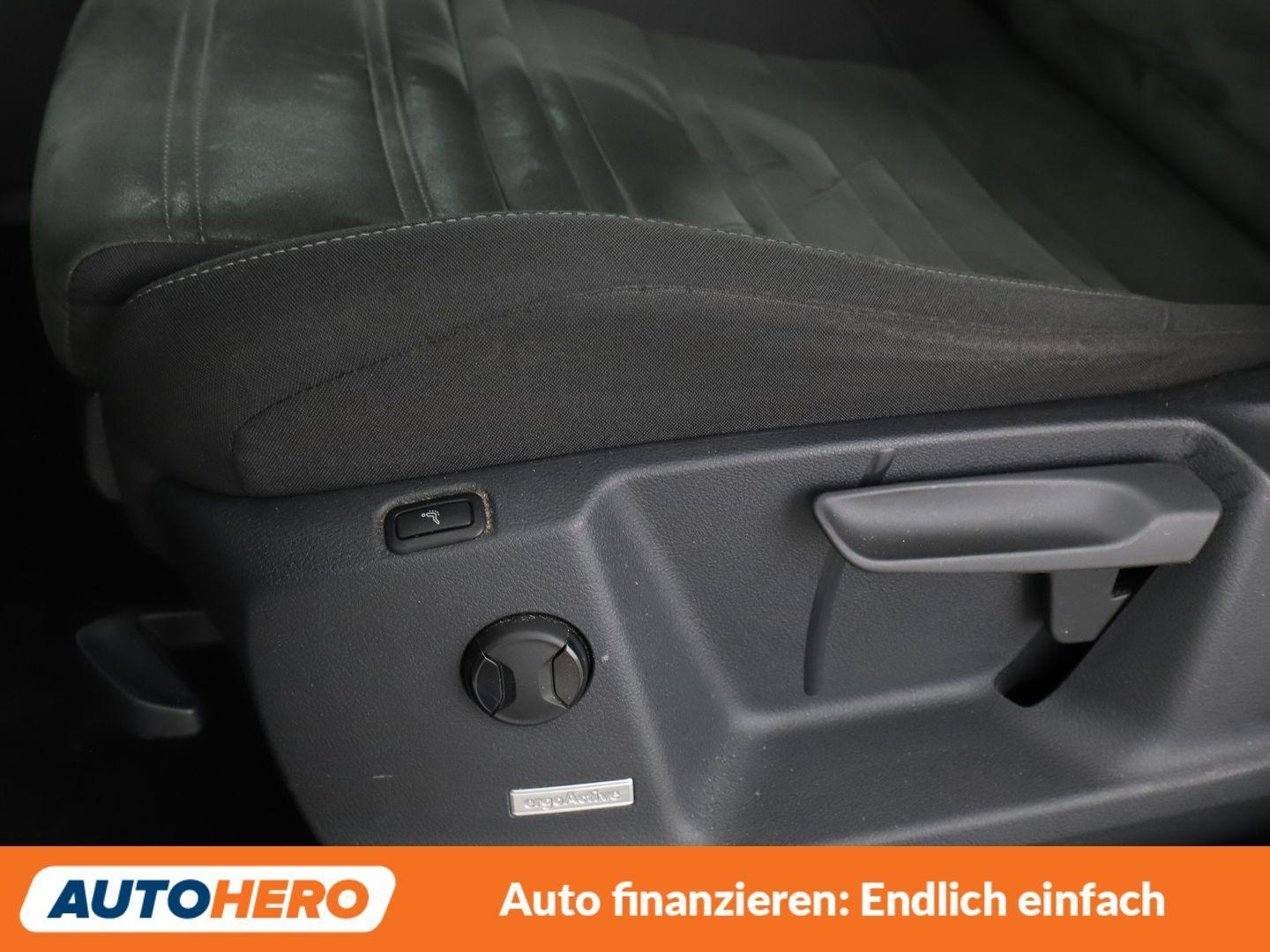 Volkswagen Touran 1.4 TSI Comfortline BlueMotion Tech *NAVI