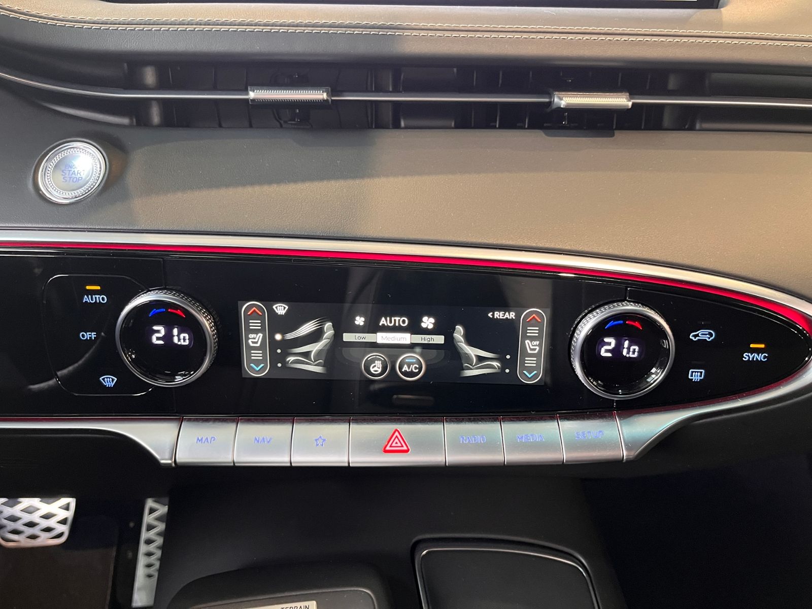 Fahrzeugabbildung Genesis GV70 Sport 4WD 360° LED Technik + Komf.Pak.