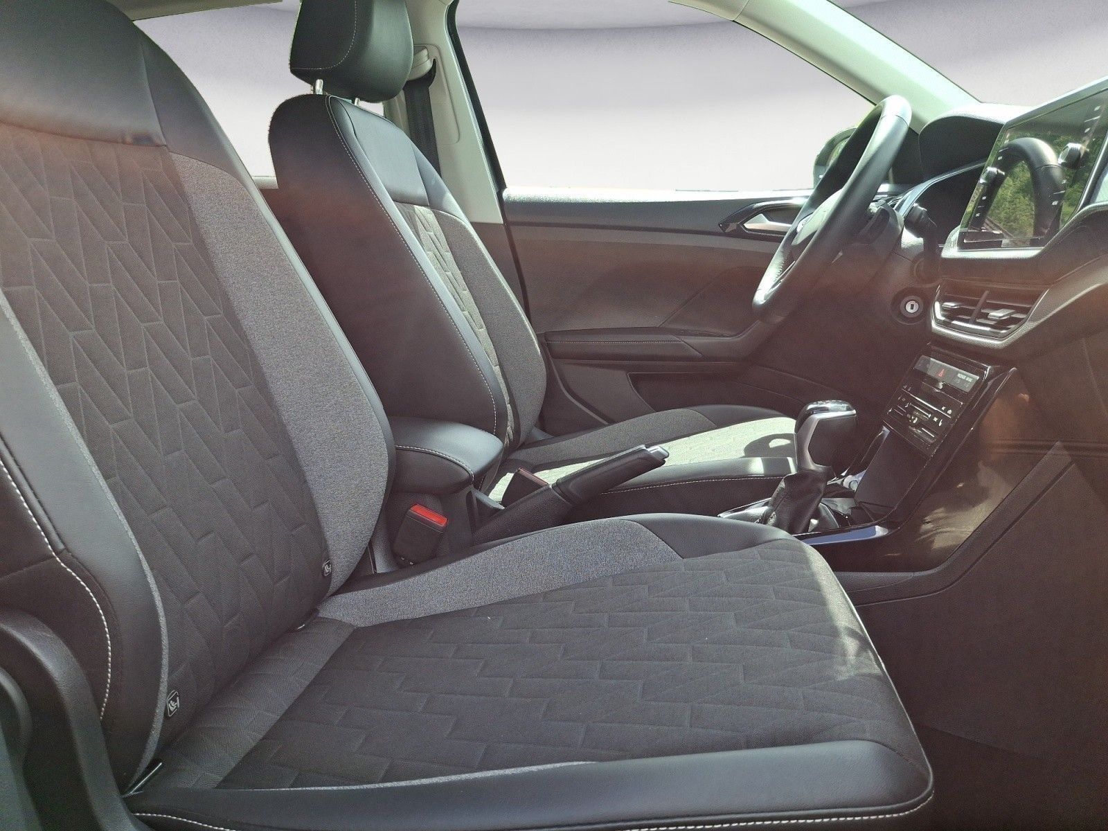Volkswagen T-Cross - Bild 9