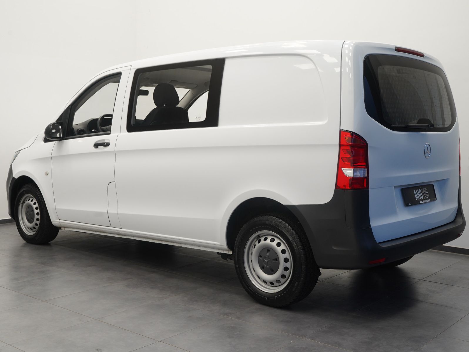 Fahrzeugabbildung Mercedes-Benz Vito Mixto 110 CDI kompakt LKW 5-SITZER