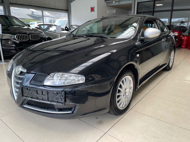 Alfa Romeo GT 1.9 JTD 16V M-Jet Progression