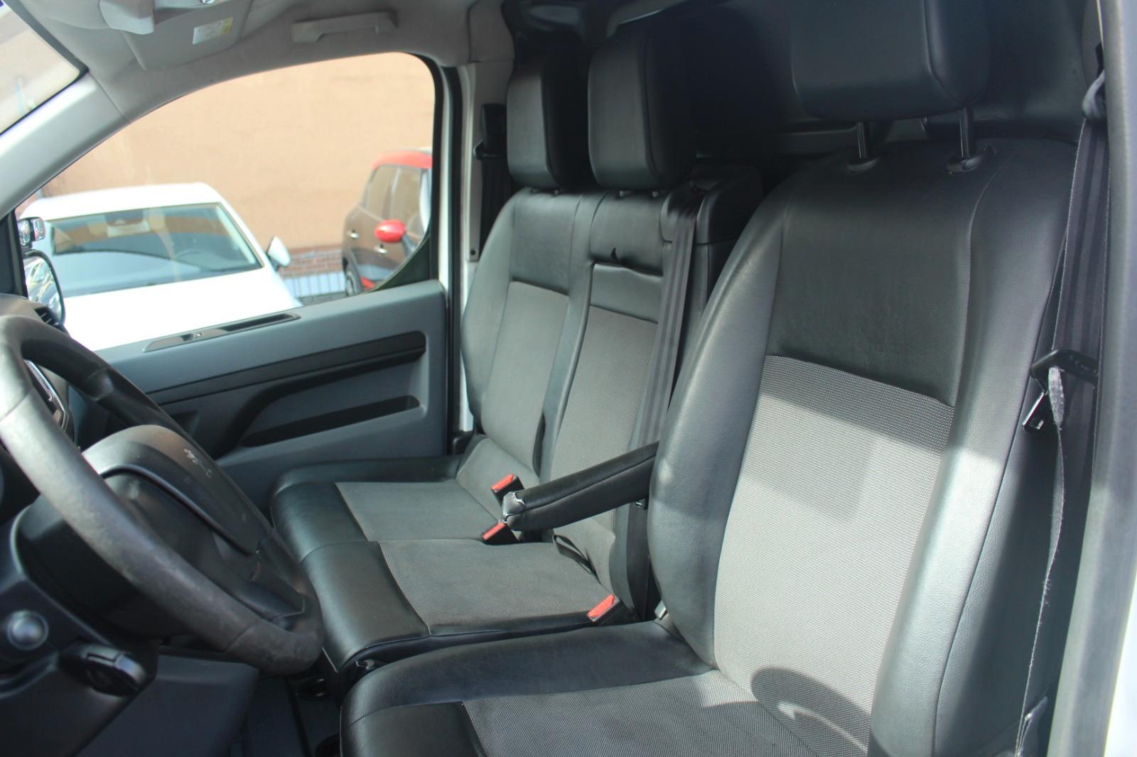Peugeot Expert Kasten Pro L2/Totwink/PDC/Tempo/Klima/Tüv