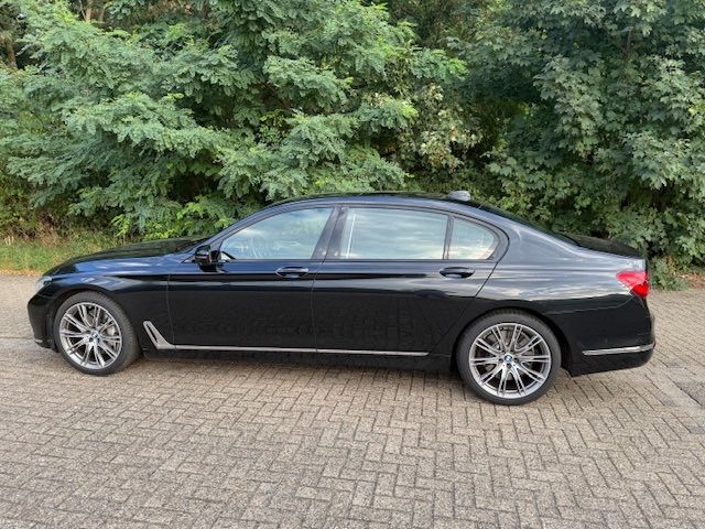 BMW 750Li xDrive - sehr gepflegt