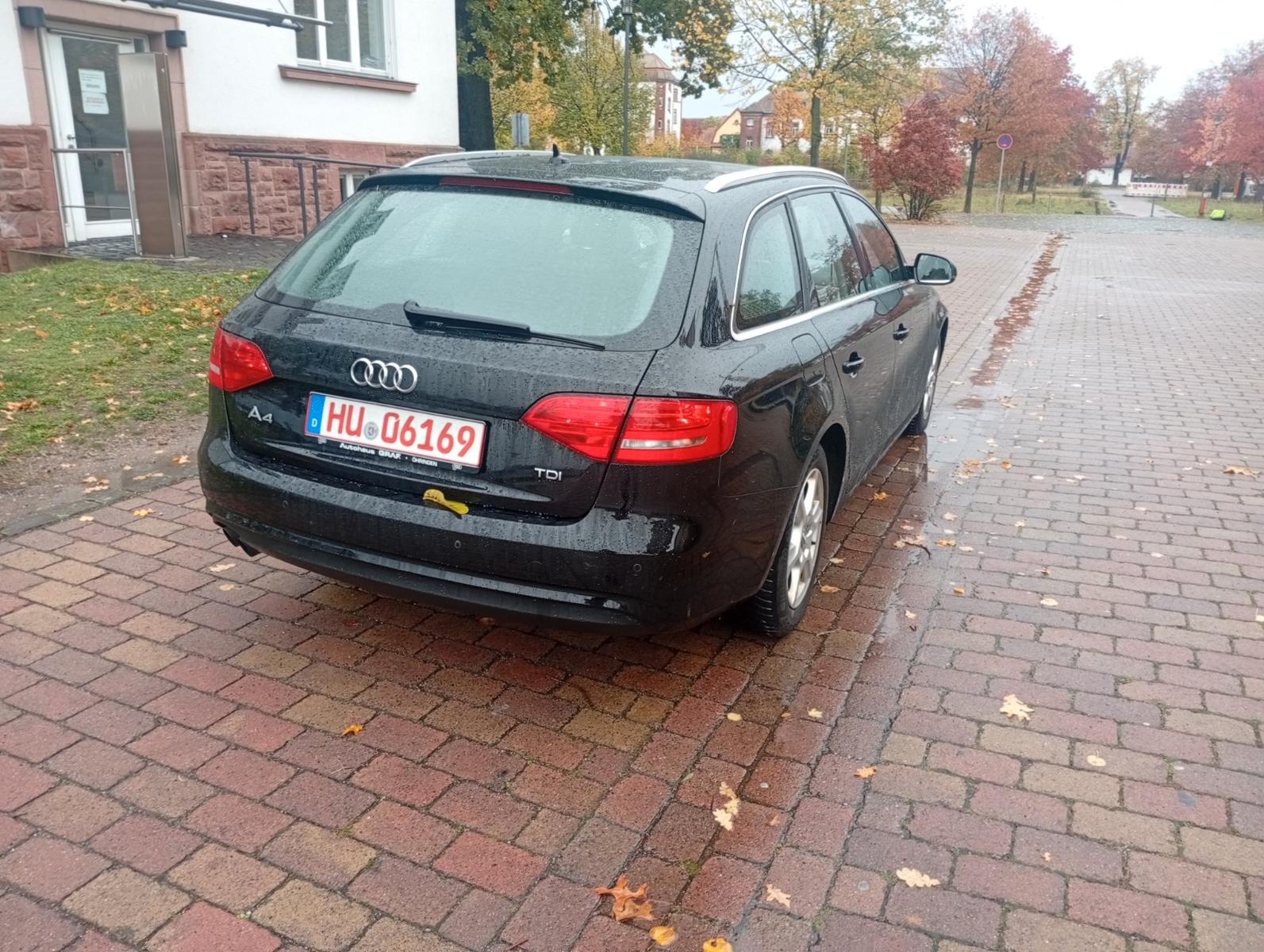 Audi A4 2012 — photo 15