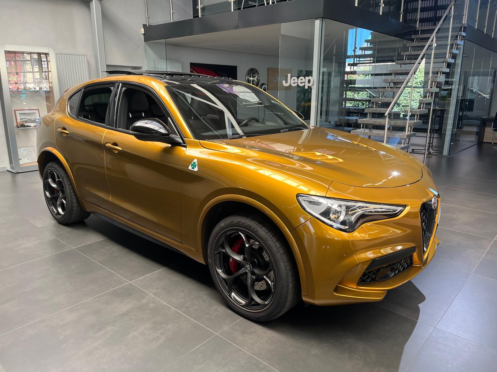Alfa Romeo Stelvio Quadrifoglio QV 2.9l V6 Ocra Lipari
