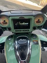 Indian Roadmaster Classic - Willow Green - 1. Hand - INDIAN MOTORRAD