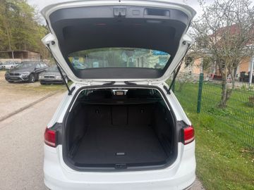Volkswagen Passat Variant - 7