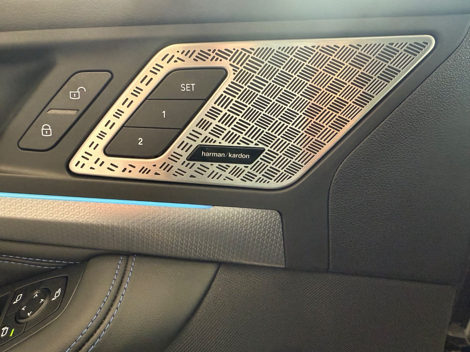 Fahrzeugabbildung BMW Active Tourer 220 i M Sport, 360-Grad Kamera