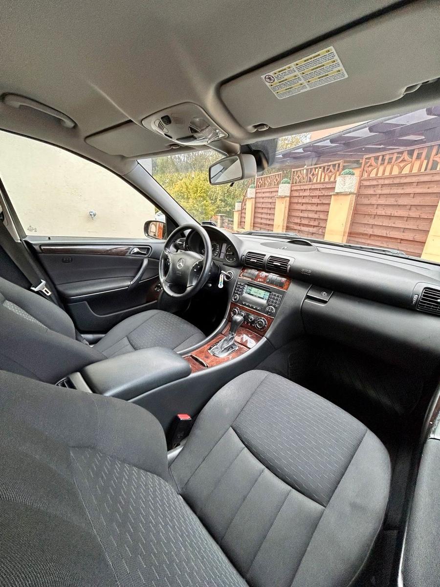 Mercedes-Benz C180 2006 — photo 8