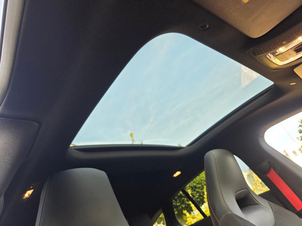 Mercedes-Benz CLA 45 AMG Shooting Brake