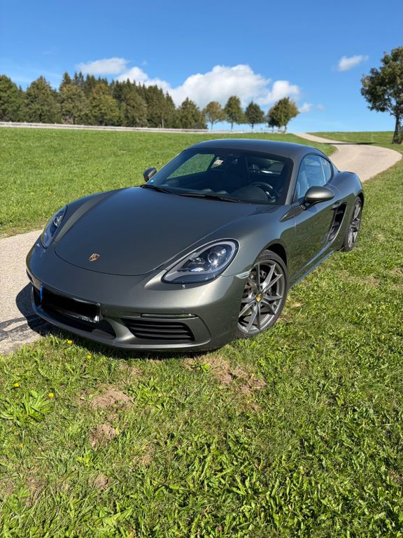 Image of Porsche Cayman