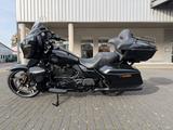 Harley-Davidson FLHXU Street Glide Ultra 117 m. Black Trim Paket - Harley-Davidson Motorräder in Düsseldorf
