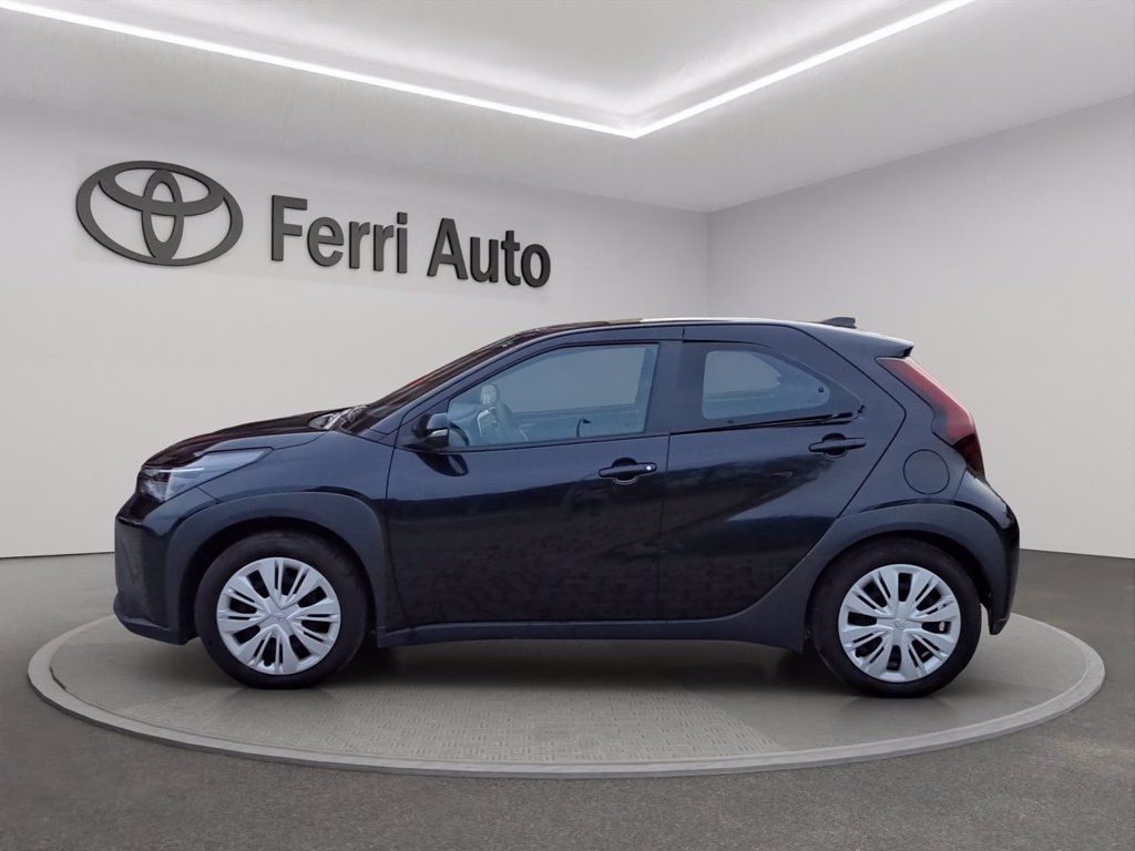 Toyota TOYOTA Aygo x 1.5 hybrid e-cvt del 2026 imagem 2