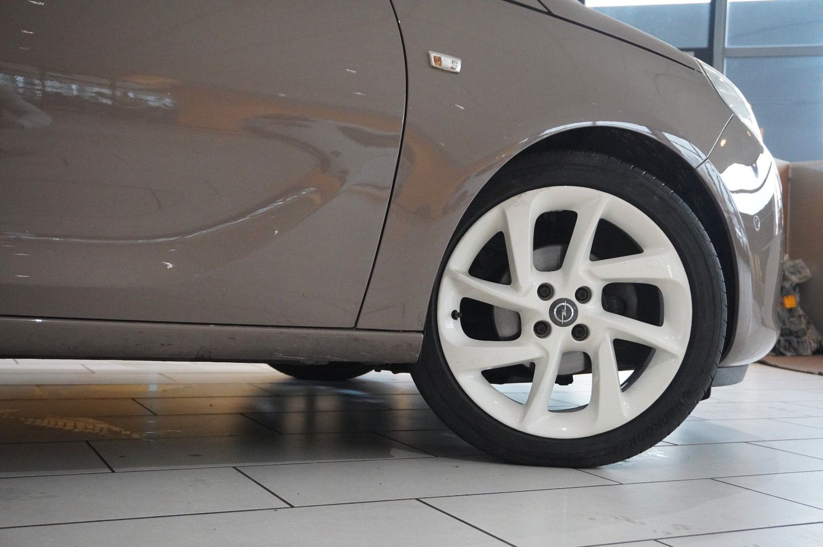 Fahrzeugabbildung Opel Adam 1.4 SLAM LED/KLIMA/PDC/WINTER/SPORT/TEMP.