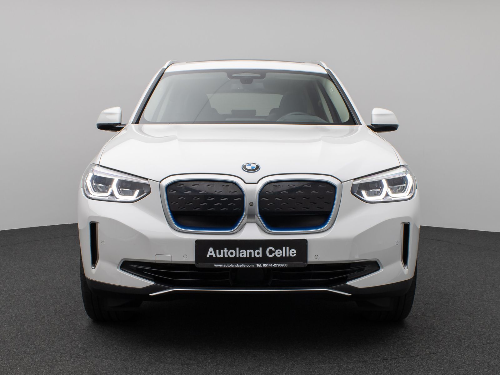 Fahrzeugabbildung BMW iX3 Impressive 360°HUD DAB H/K Komfort 20Zoll