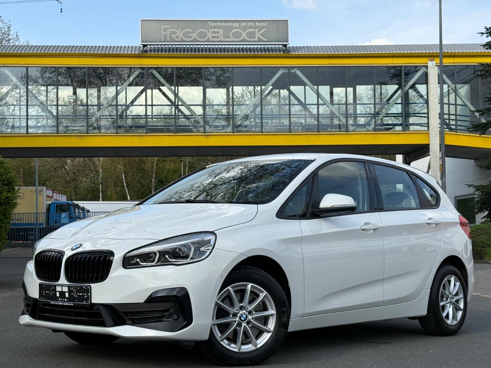 BMW 220 i Active Tourer *ADVANTAGE*HEADUP*50TKM*