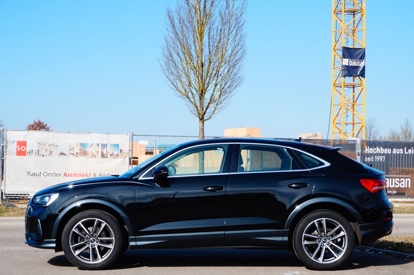 Audi Q3 Sportback 35 TDI*Automatik*NAVI*LED*1 HAND foto 7