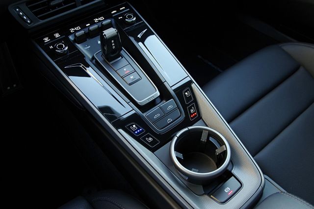 Porsche 992.2 S*Sporta,Chrono,Sitzbelüftung,KEIN MIETER!