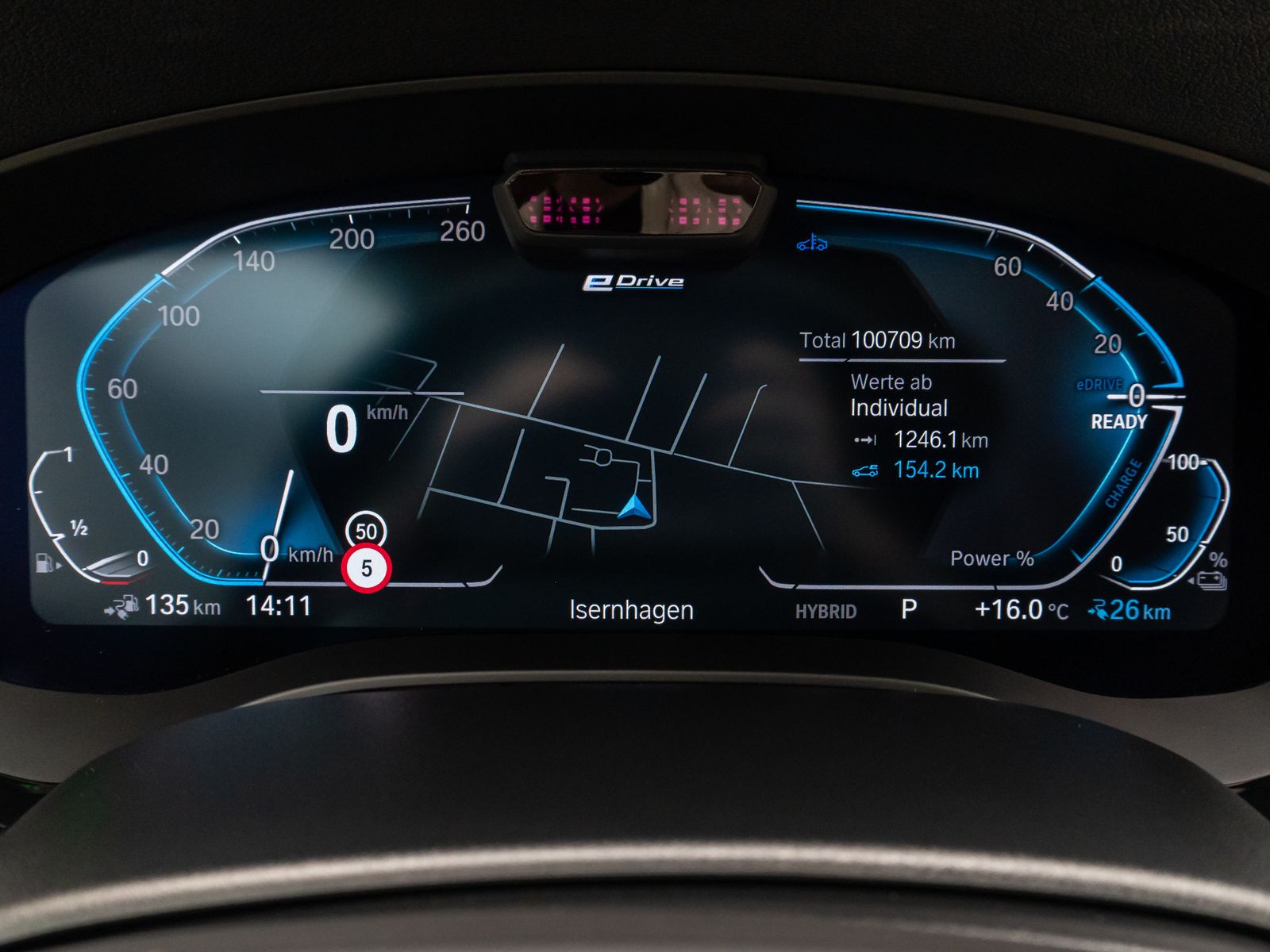 Fahrzeugabbildung BMW 530e Alarm AHK ACC Kamera DAB HiFi WLAN Sport
