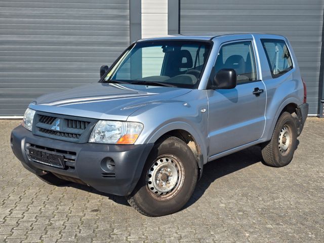 Mitsubishi Pajero 3.2 DI-D Classic Klima