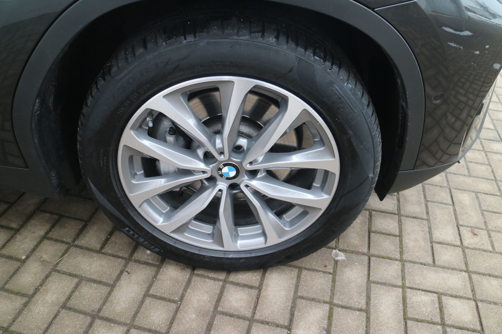 BMW X3 xDrive 30 d-M-Sport-PANO-Vollleder-ALU-19 foto 4