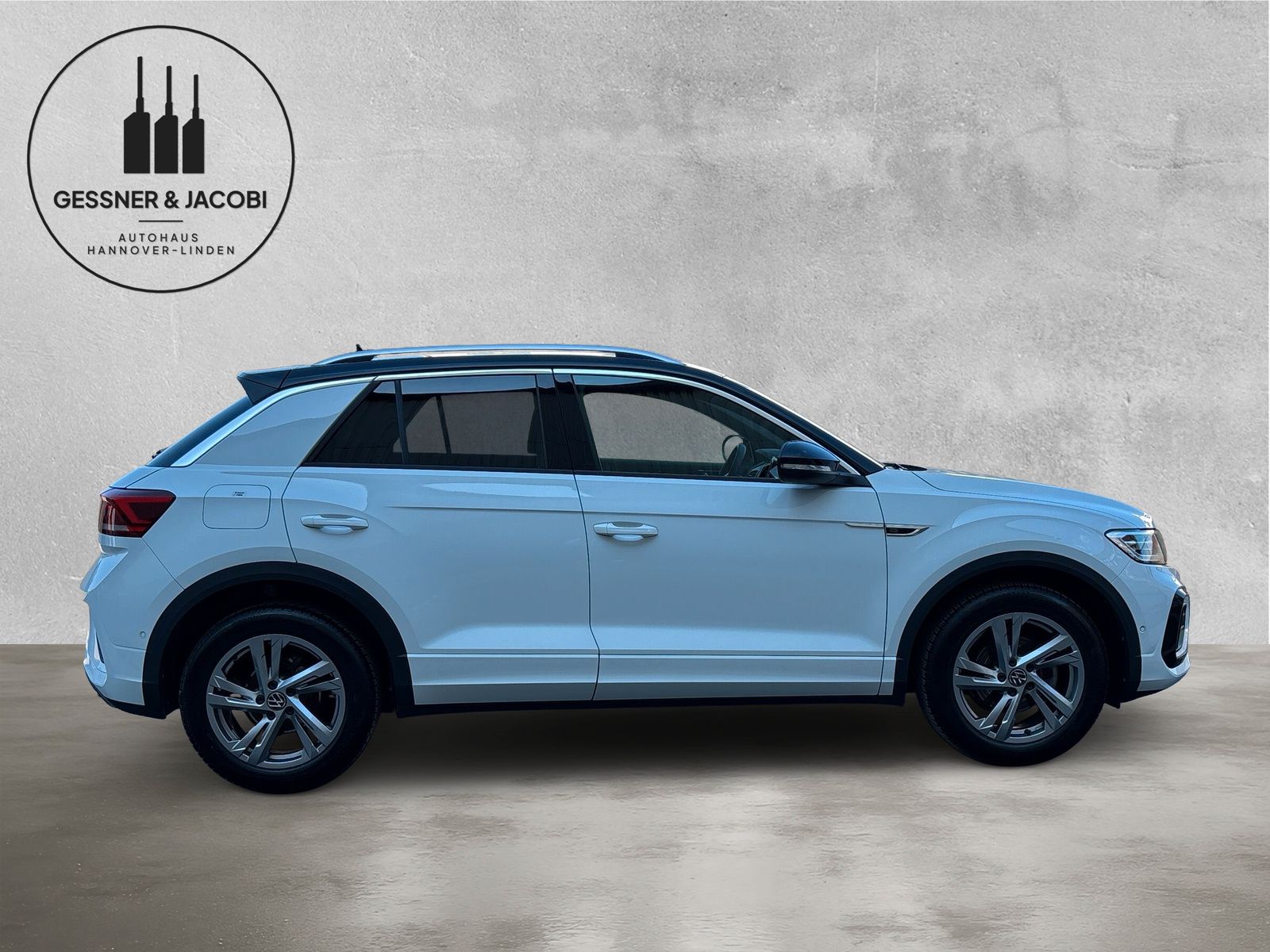 Fahrzeugabbildung Volkswagen T-Roc 1.5 TSI R-Line AHK Kamera SHZ