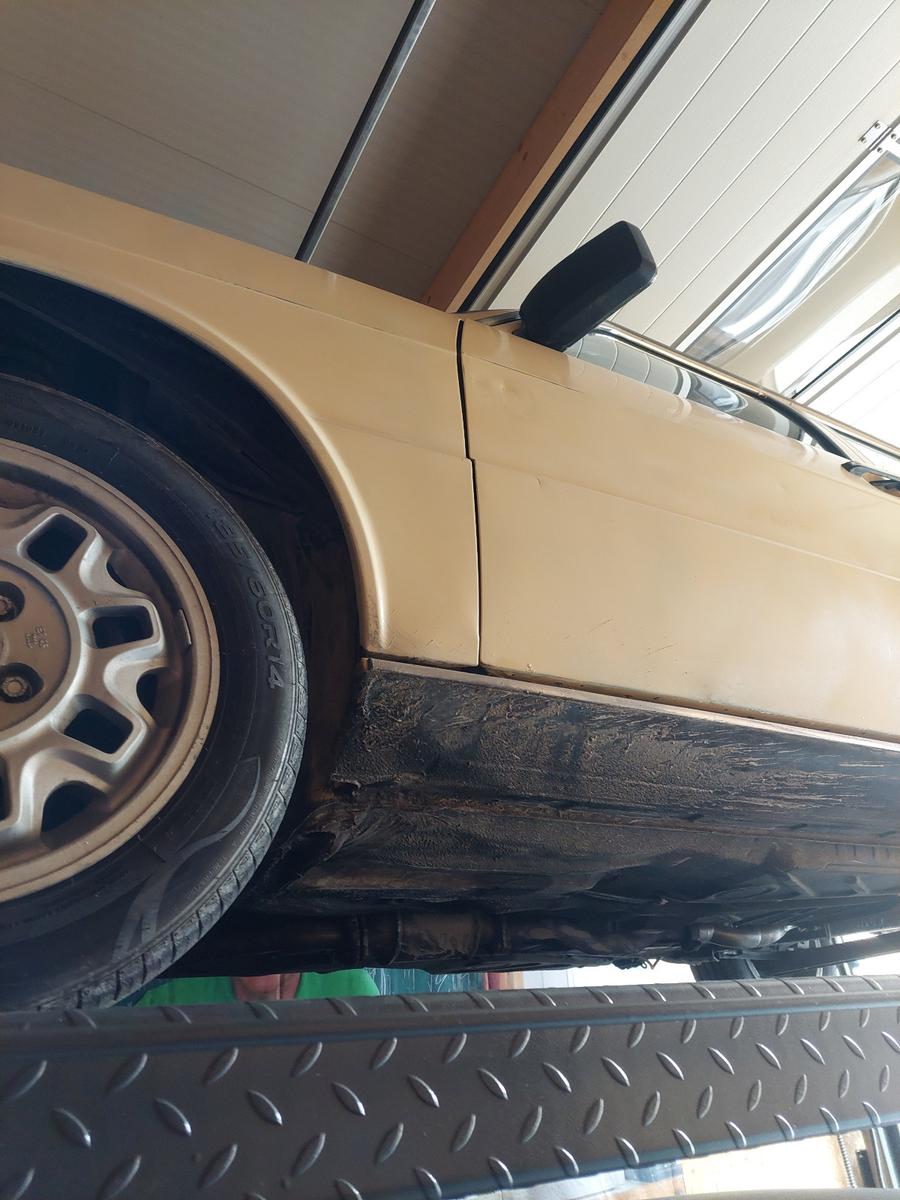 Audi 80