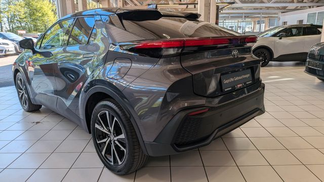 Fahrzeugabbildung Toyota C-HR 1.8 FWD Team Deutschland KlimaA,Navi,SHZ