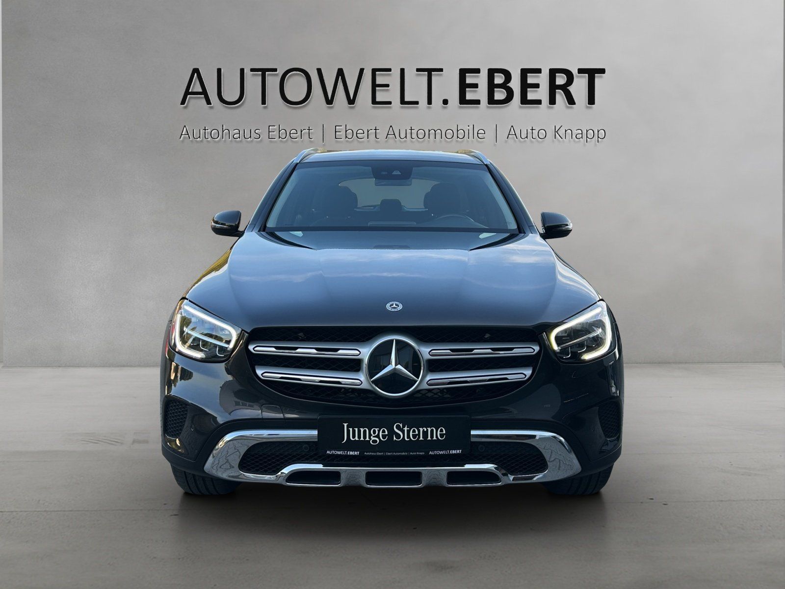Fahrzeugabbildung Mercedes-Benz GLC 300e 4M Kamera LED Business MBUX CarPlay DAB