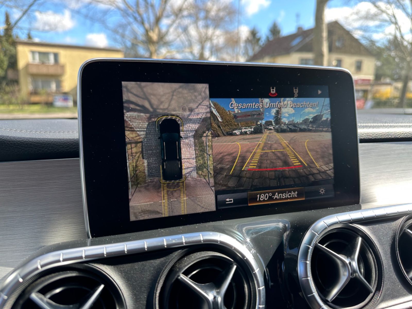 Fahrzeugabbildung Mercedes-Benz X 350d 4Matic DoKa Edition Power*Keyless*360°Kam