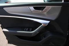 AUDI A6 Avant 50 TDI sport quattro S-line Business Sh AUDI A6 Avant 50 TDI sport quattro S-line Business Sh