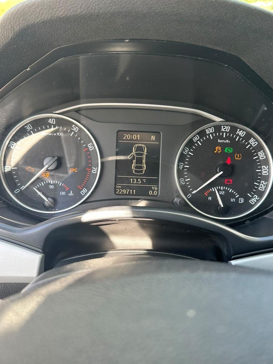 Skoda Octavia 2010 — photo 6