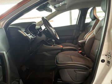 Renault Captur - 10