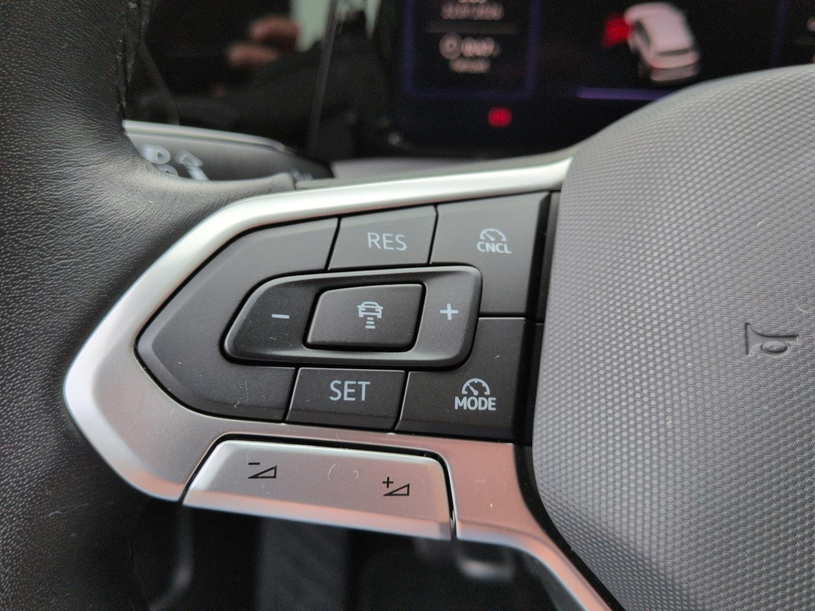 Volkswagen Golf VIII Variant 2.0 TDI Life ACC+LED+SHZ+PDC, миниатюра 13