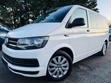 Volkswagen T6 Multivan Tisch/AHK/Kamera/Scheckheft - weiße Volkswagen T6 Multivan