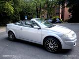 Renault Megane Coupé-Cabriolet Exception 2.0 16V  - Renault Megane mit Benzin-Antrieb: Cabrio, 2.0