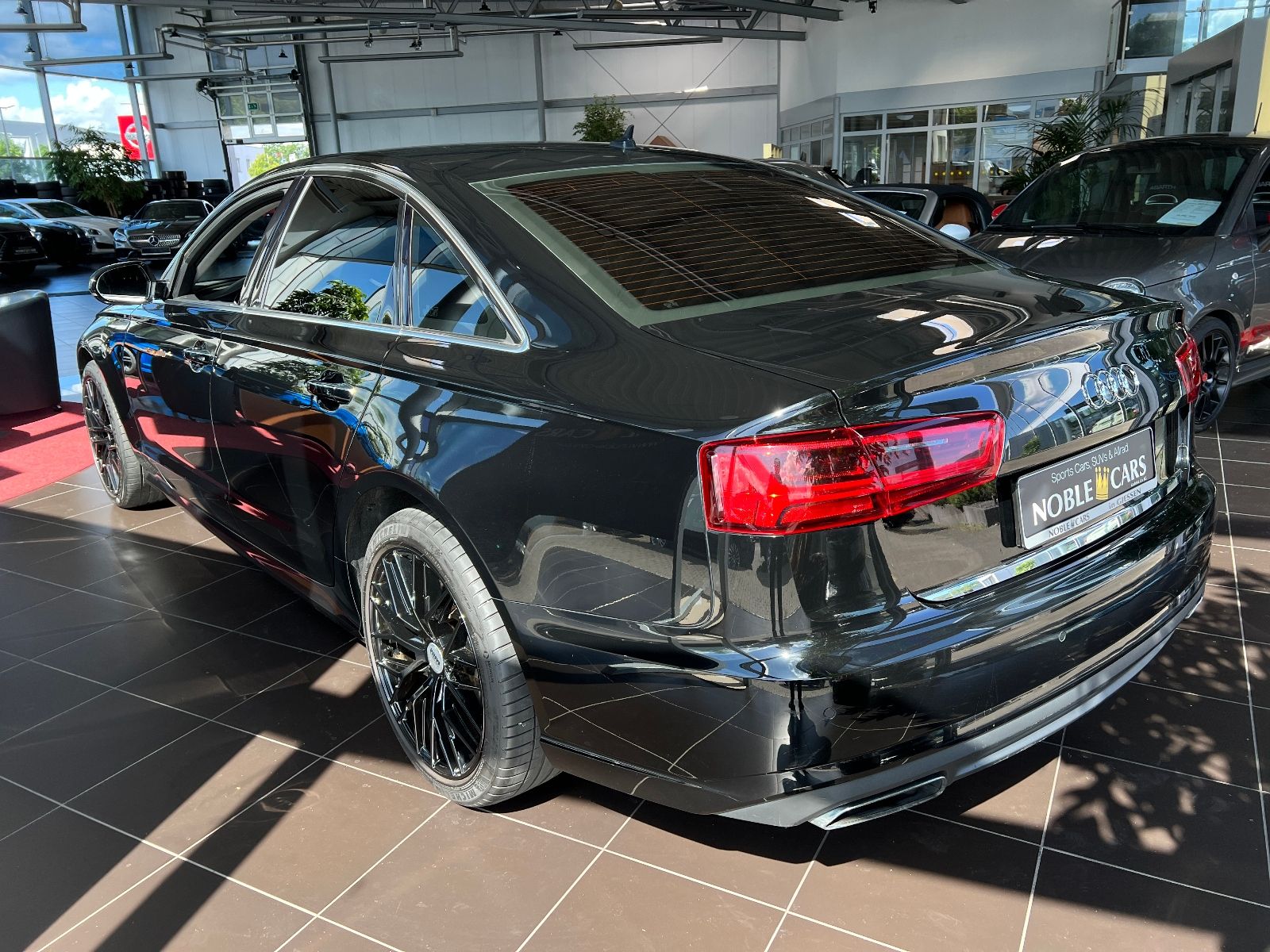 Fahrzeugabbildung Audi A6 Lim. 1.8 TFSI ultra ACC RFK XENON