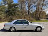 Mercedes-Benz S 300 Turbodiesel S 300 - silberne Mercedes-Benz S 300