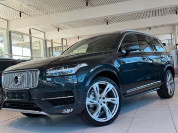 Volvo XC90 - 1