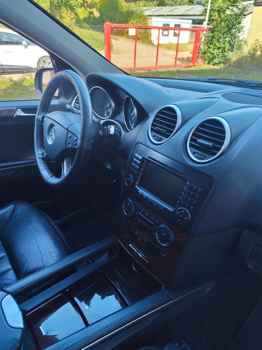 Mercedes-Benz ML 500 mit LPG Gasanlage 22 Zoll Felgen 