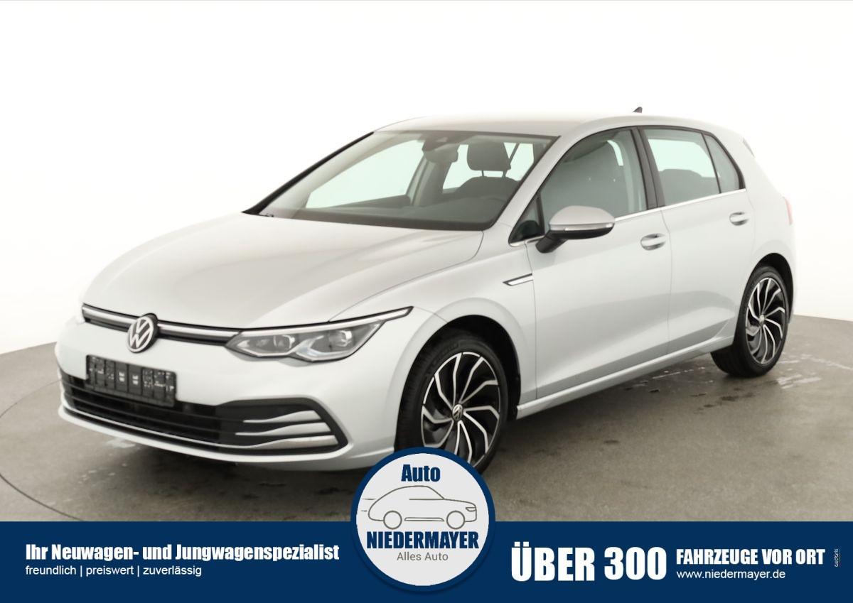 Volkswagen Golf VIII 1.5 TSI Style, LED-Plus, AHK, ACC, 1. 