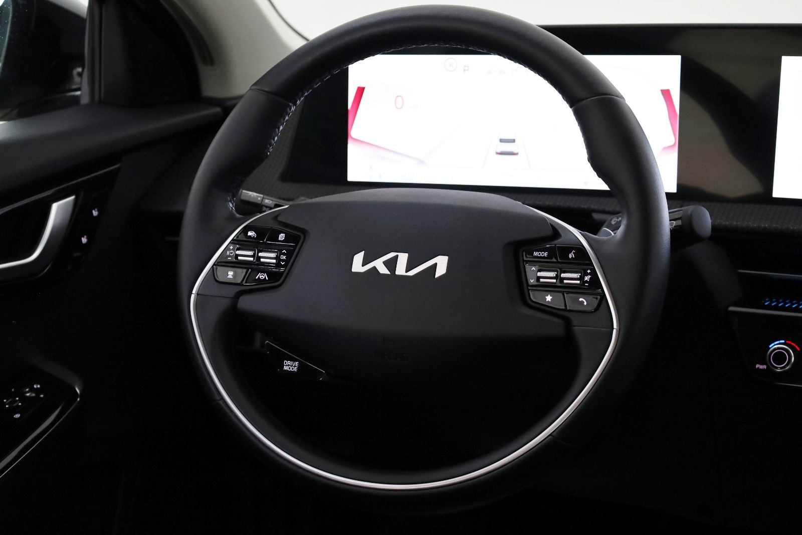 Fahrzeugabbildung Kia EV6 Business 77,4kWh, 4xSH,Standhzg,Wärmepu.,ACC