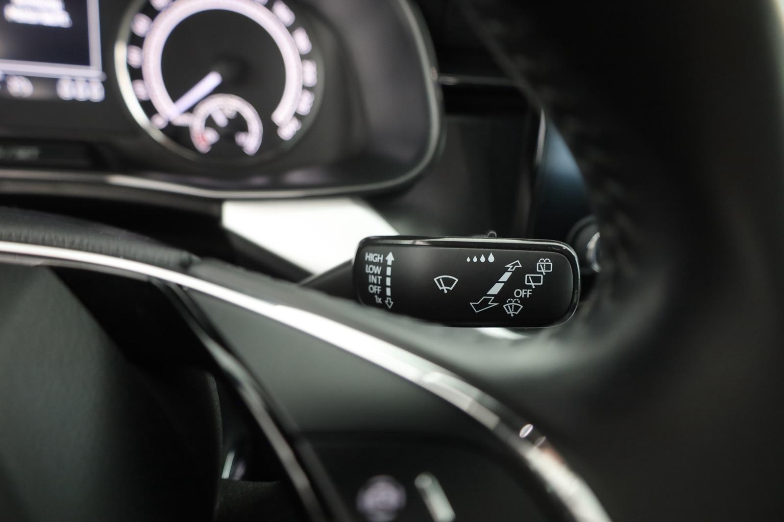 Skoda Scala 1.0 TSI DSG LED Kamera Sitzheizung DAB