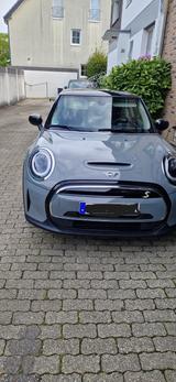 MINI Cooper SE Navi Pano Sportsitze - MINI Cooper SE mit Schiebedach