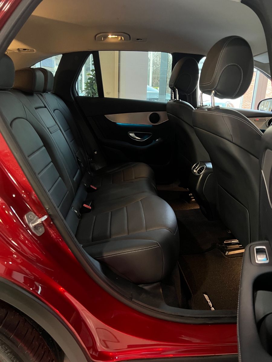 Fahrzeugabbildung Mercedes-Benz GLC 250 d 4Matic AMG LINE *DESIGNO-LACK*