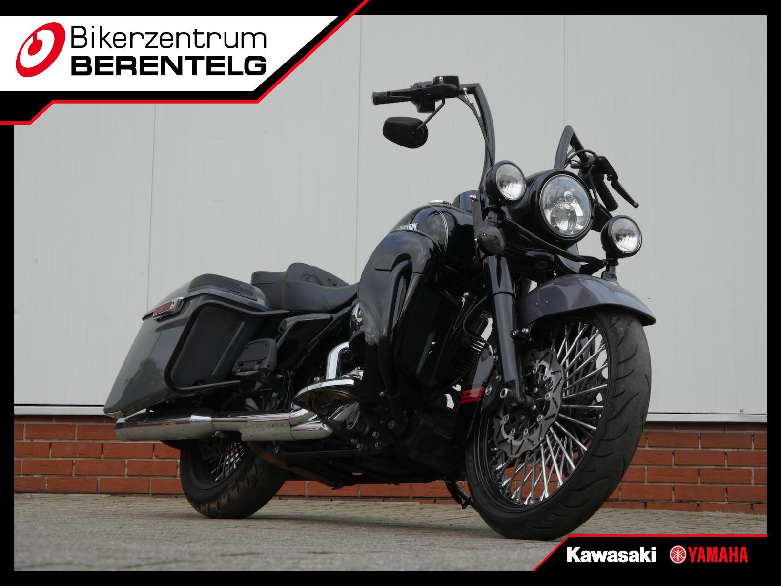 Harley-Davidson ROAD KING CLASSIC FL3 - FLHRC