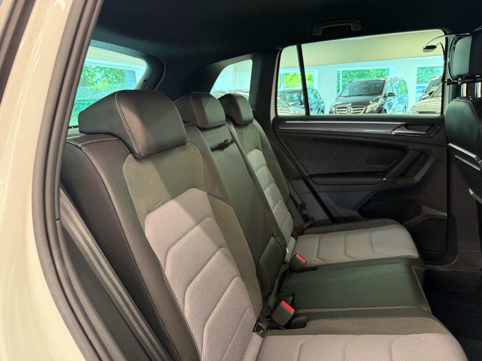 Volkswagen Tiguan Highline 2X R-LINE 4Motion 1HAND