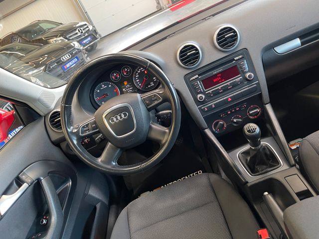 Audi A3 2.0 TDI Attraction*TÜV1226*Klima*Schiebedach