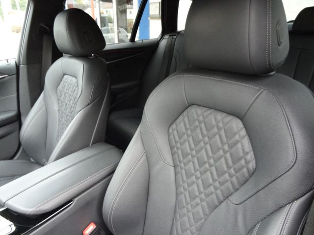 Fahrzeugabbildung BMW 520d xDrive M Sport/1.Hd/AHK/Virtual/Kamera/