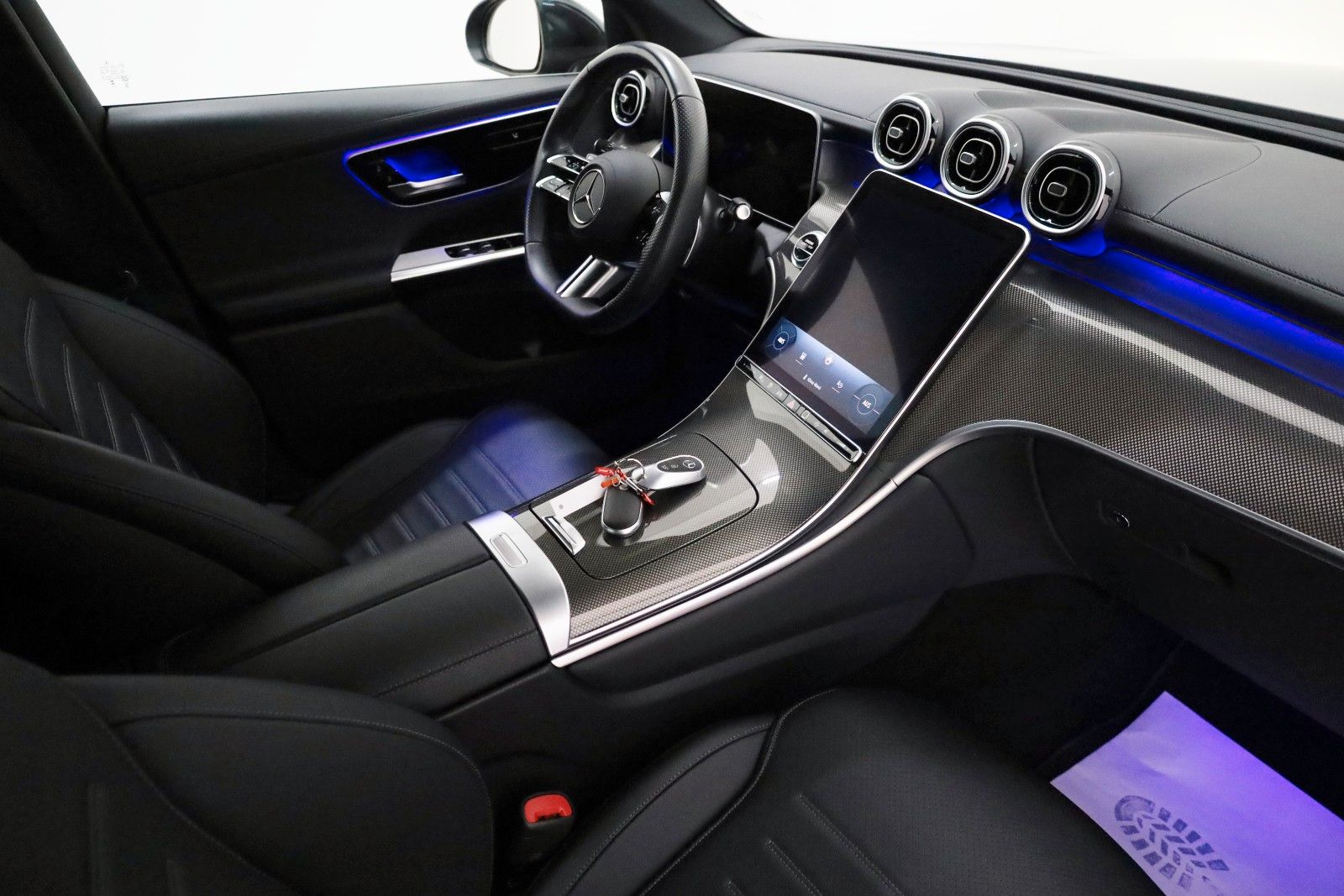Fahrzeugabbildung Mercedes-Benz GLC 300 e 4M,AMG-line,Navi,LED,SH,Kamera,ACC +WR